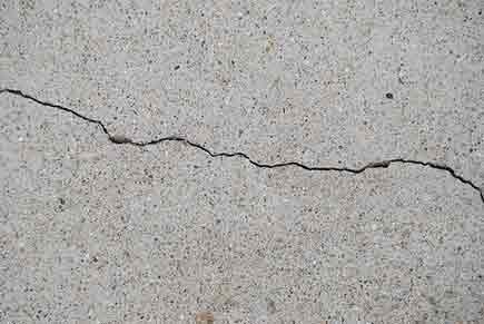 Как защитить пол из бетона?