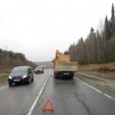 На тюменской трассе в ДТП с грузовиком в больницу доставили двух человек с переломами