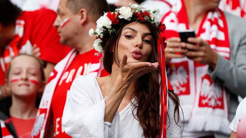 Россиянкам посоветовали не вступать в интим с гостями чемпионата мира