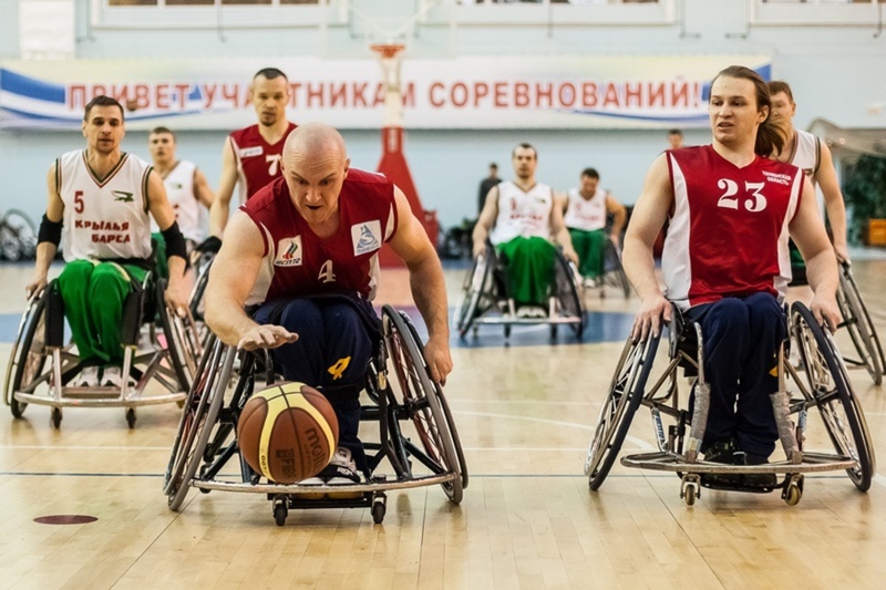 Тюменцы в составе сборной России выиграли крупный турнир по баскетболу на колясках