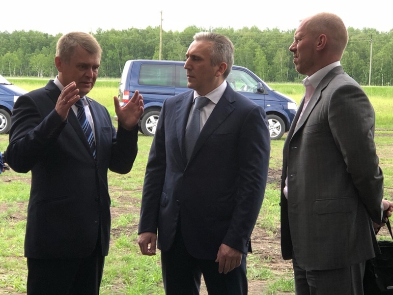 Врио губернатора Тюменской области Александр Моор посетил сельхозпроизводства Армизонского района